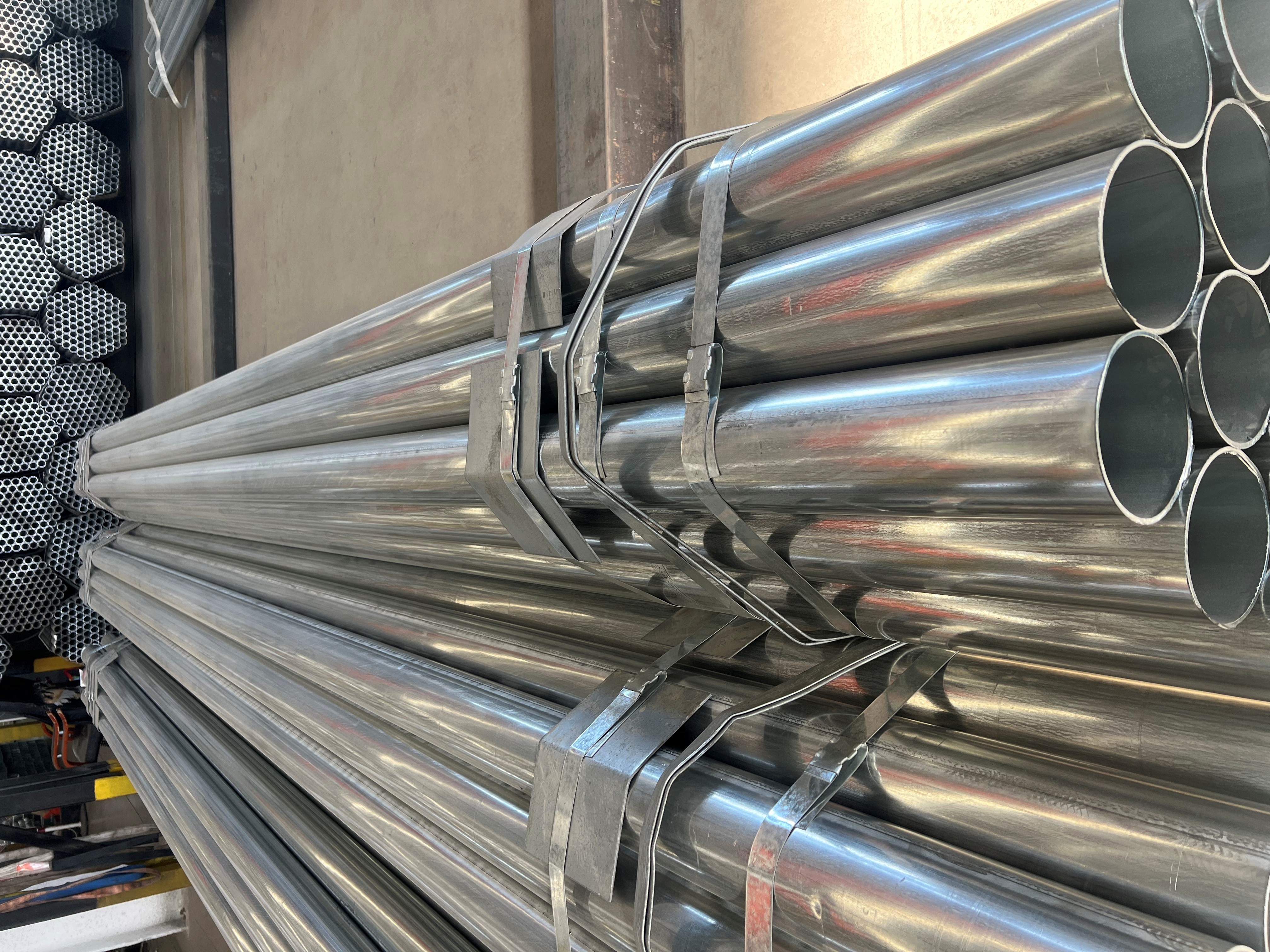 4-inch 1.5mm Galvanized Round Pipe